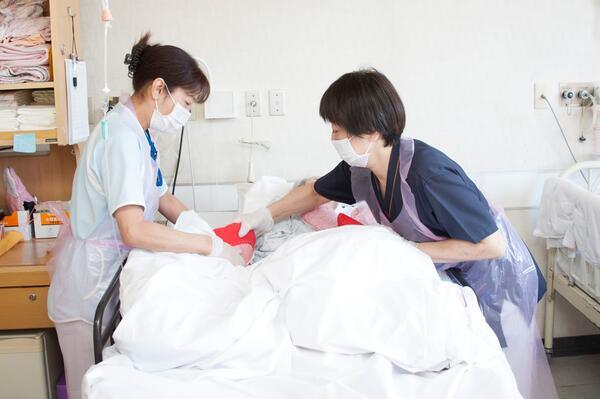 医療法人橘会　東名病院（パート）の看護助手求人メイン写真3