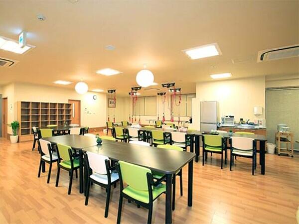 ゆかりの郷デイサービスセンター花園（常勤） の介護職求人メイン写真3