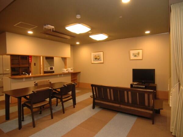 特別養護老人ホーム 竹の塚翔裕園（常勤）の介護福祉士求人メイン写真3