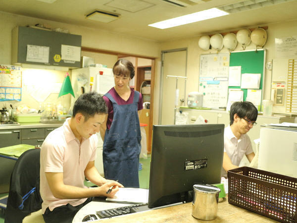 障害者支援施設 やすらぎの杜(生活支援員/常勤)の支援員求人サブ写真2