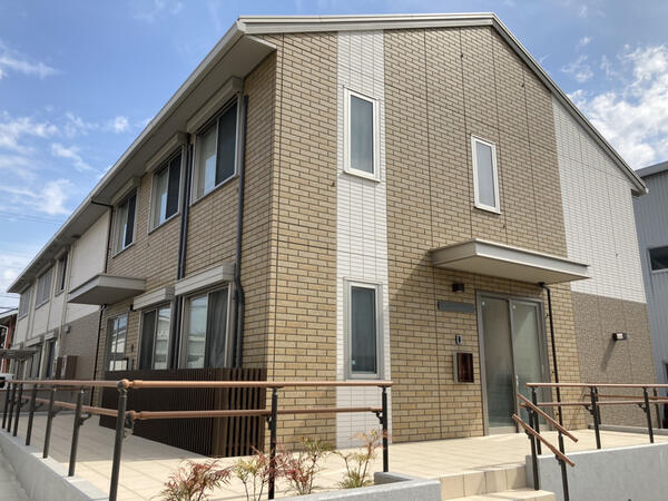 RASIEL高丘(契約社員)の支援員求人の写真