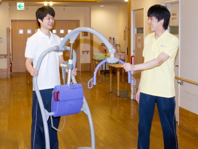 特別養護老人ホームあいぜん（常勤）の介護福祉士求人メイン写真3