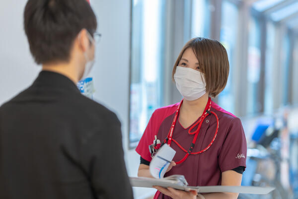 日本原病院（夜勤専従/常勤）の看護師求人メイン写真1