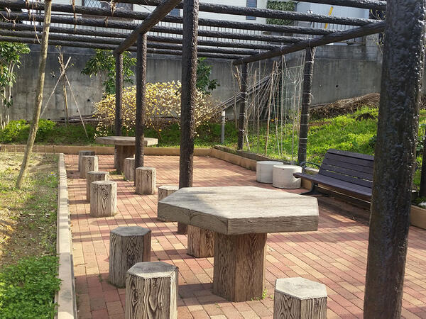 特別養護老人ホーム 高ケ坂ひかり苑（パート）の介護職求人メイン写真2