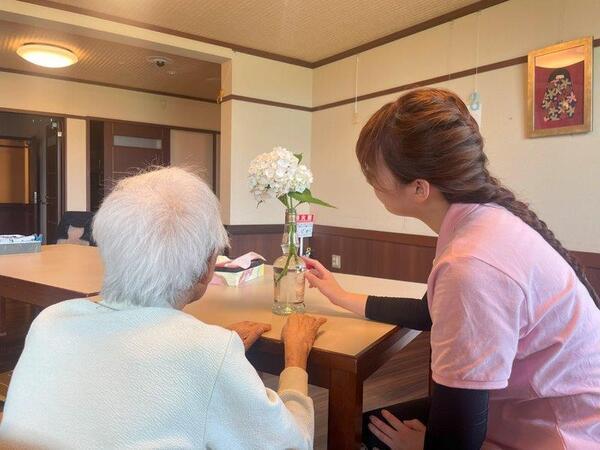 特別養護老人ホーム まんてん塩津（常勤） の介護福祉士求人メイン写真3