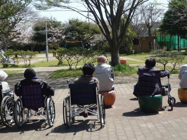 慈風苑 居宅介護支援事業所（常勤）のケアマネジャー求人の写真