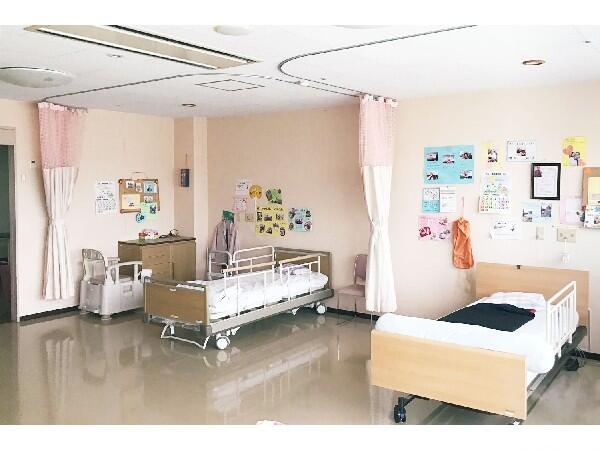 特別養護老人ホーム 粟生逢花苑（常勤）の介護職求人メイン写真5