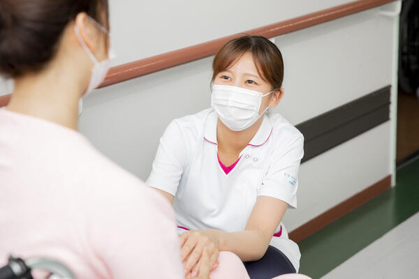 茨木みどりヶ丘病院（病棟/パート）の看護助手求人メイン写真2