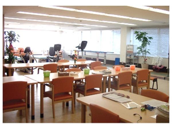 デイケア ガルボ（常勤）の理学療法士求人サブ写真1