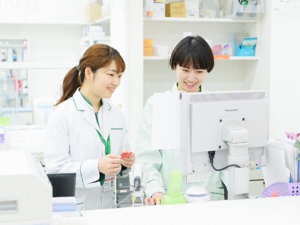 そうごう薬局 富田店（契約社員）の医療事務求人の写真