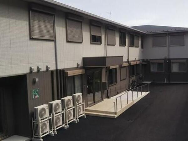 住宅型有料老人ホーム　らもーれ元八事（正社員）の看護師求人の写真