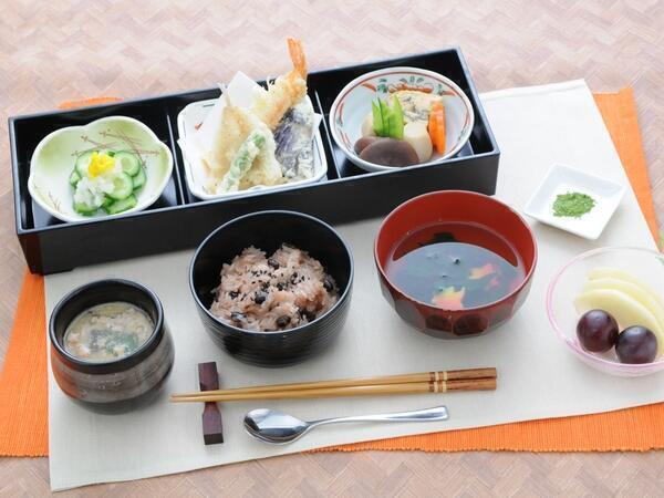 愛正会記念茨城福祉医療センター(厨房/パート)の調理師/調理員求人サブ写真1