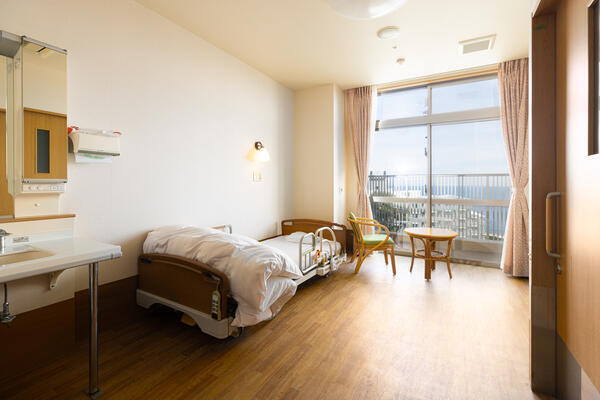 介護老人福祉施設 シーサイド湯河原（常勤）の介護福祉士求人メイン写真4