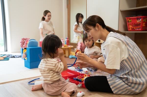 成田赤十字病院院内託児所（常勤）の保育士求人メイン写真5