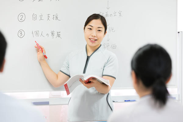 医療法人社団 元気会 横浜病院介護医療院(常勤)の介護職求人サブ写真1