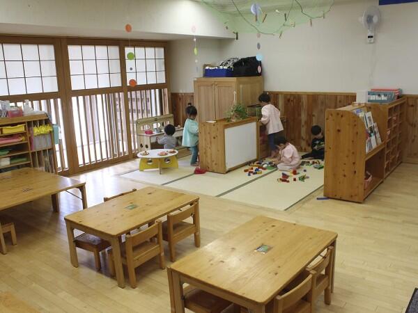 光明第一保育園（常勤）の保育士求人メイン写真4