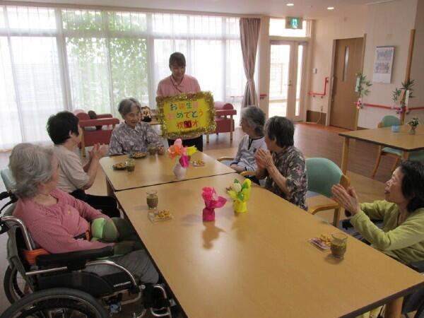 特別養護老人ホーム たちばなの里（常勤）の介護福祉士求人メイン写真2
