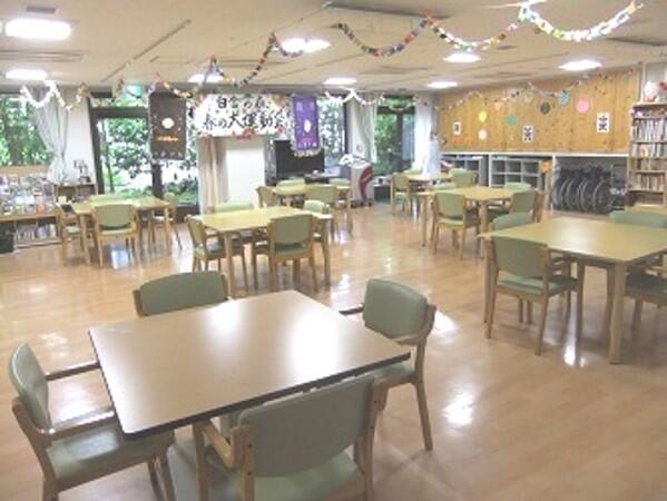 港区立特別養護老人ホーム白金の森（常勤）の准看護師求人メイン写真2