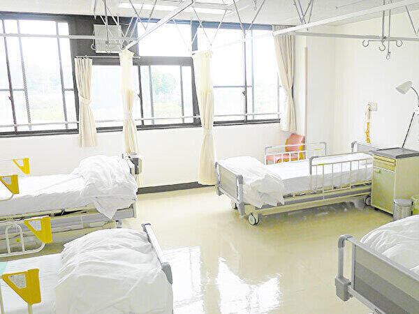 飯能靖和病院（常勤）の看護助手求人メイン写真2