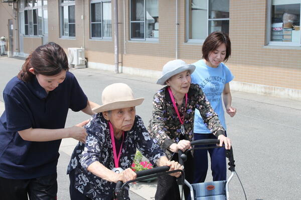 特別養護老人ホーム ふるさとホーム（常勤）の調理師/調理員求人メイン写真4