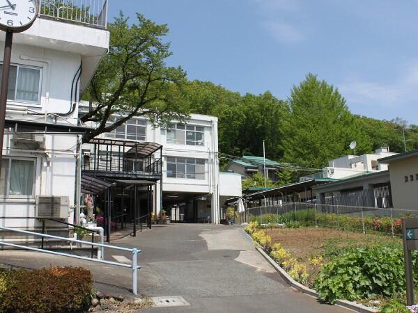 障害者支援施設 精華（常勤）の介護福祉士求人メイン写真2