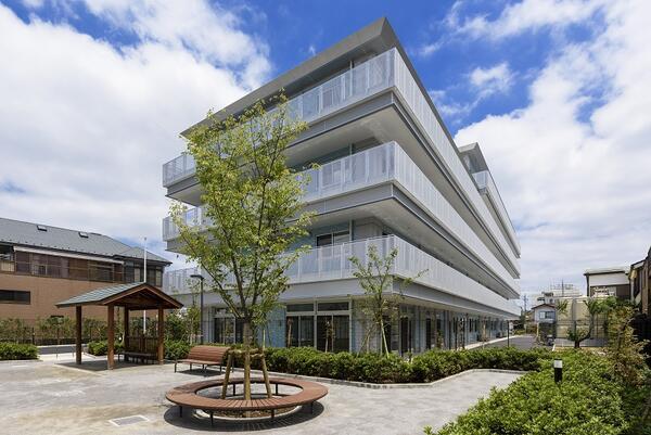 緑成会整育園（常勤）の調理師/調理員求人の写真