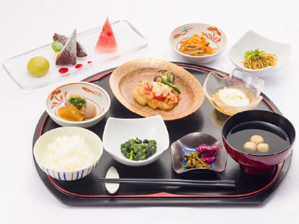 プレザンメゾン上井草ダイニング（厨房/常勤）の調理師/調理員求人メイン写真4