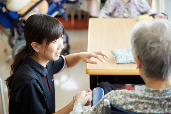 特別養護老人ホーム ビオラ和泉（常勤）の介護職求人メイン写真3