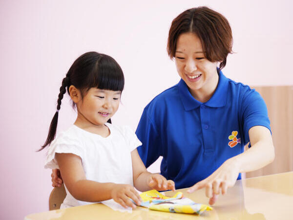 グローバルキッズメソッド新西郷店（児童指導員/常勤）の精神保健福祉士求人メイン写真3