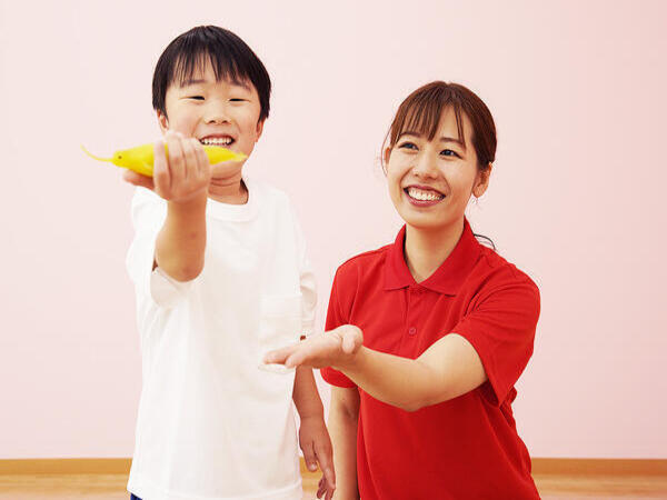 グローバルキッズパークつくば店（児童指導員/常勤）の社会福祉士求人の写真