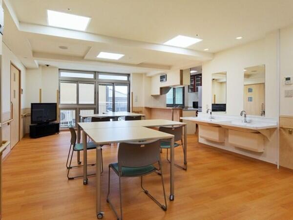 特別養護老人ホーム名春の森（常勤）の介護職求人メイン写真4