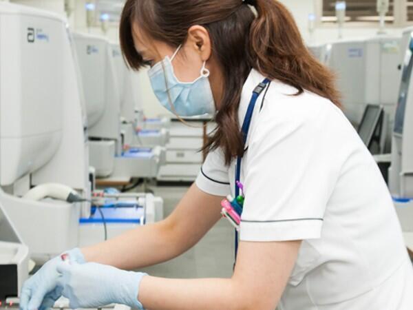 (株)日本医学臨床検査研究所 大阪中央ラボ（常勤）の臨床検査技師求人の写真