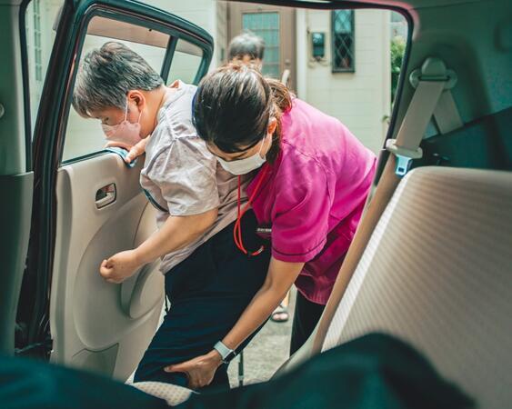 リハラボ訪問看護リハビリステーション多摩の言語聴覚士求人メイン写真3