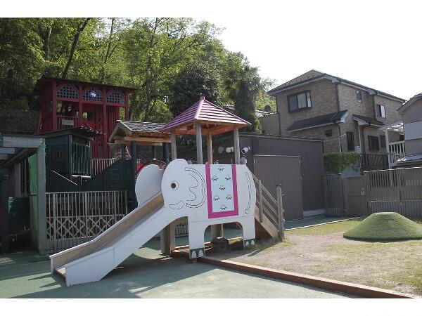 光明第四こども園（常勤）の保育士求人メイン写真2