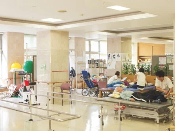 シミズひまわりの里（常勤）の看護師求人メイン写真5