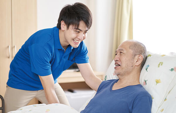 自立支援型デイサービス ヒトテマ（パート）の介護福祉士求人メイン写真5