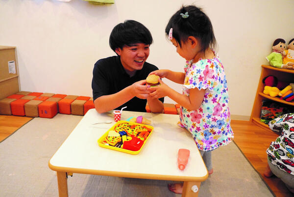 森のまちあおば保育園（常勤）の保育士求人メイン写真4