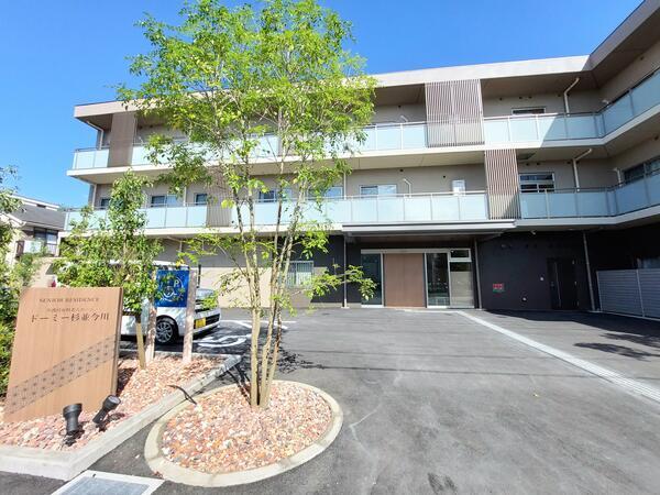 介護付有料老人ホーム ドーミー杉並今川（パート）の介護職求人の写真