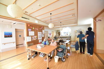 特別養護老人ホーム 浜石の郷（常勤）の介護職求人メイン写真4