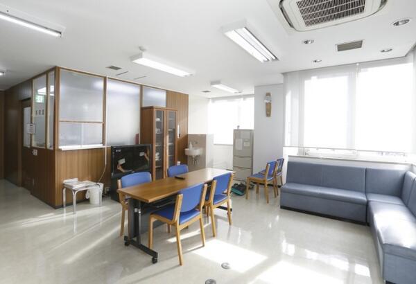 昭和町小尾クリニック（パート）の送迎ドライバー求人メイン写真2