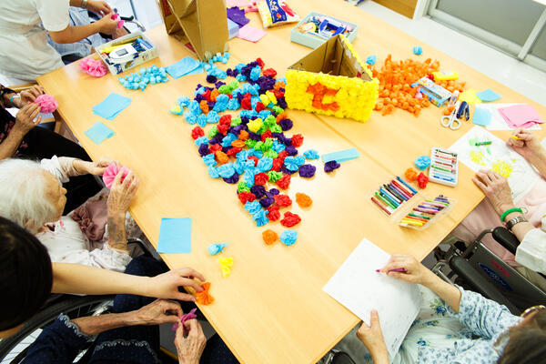 介護老人保健施設ケアホーム横浜（常勤）の介護福祉士求人メイン写真5