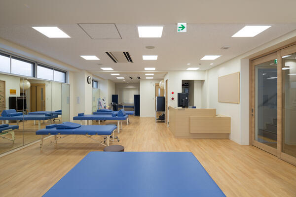 山手クリニック（常勤）の理学療法士求人メイン写真2