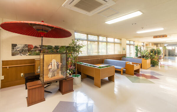 市川あさひ荘デイサービスセンターの介護福祉士求人メイン写真2