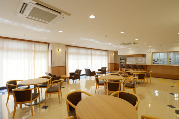 特別養護老人ホーム　ふれあいの麗寿（常勤）の看護師求人メイン写真2