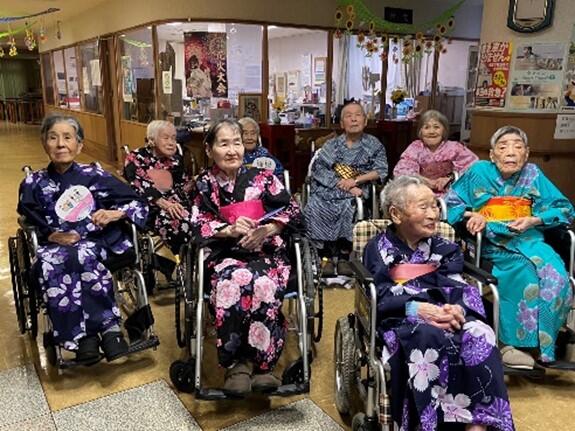 特別養護老人ホーム 麗楽荘（パート）の介護職求人メイン写真3