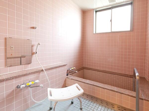 有料老人ホーム 里庵（パート）の介護福祉士求人メイン写真4