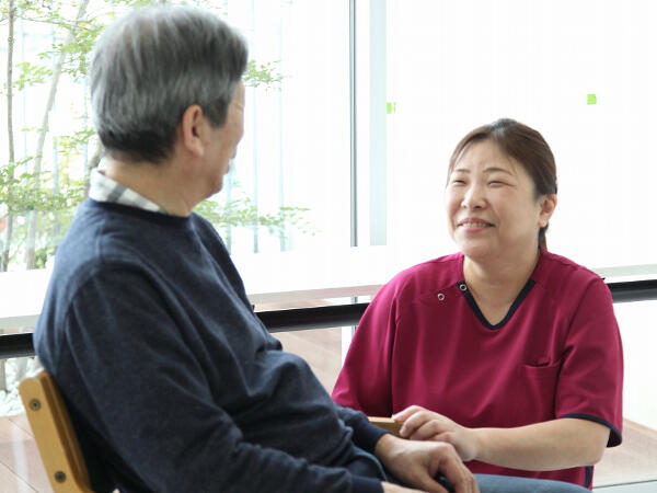 介護老人保健施設　栄公苑（常勤）の介護福祉士求人の写真