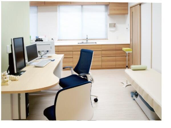 やまがみ整形外科腰痛クリニック（常勤）の理学療法士求人メイン写真2