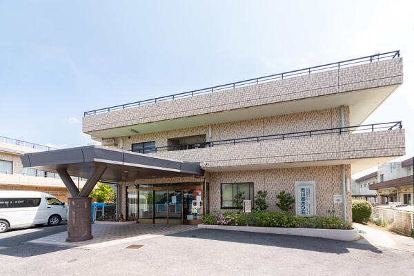 市川あさひ荘デイサービスセンターの介護職求人メイン写真1