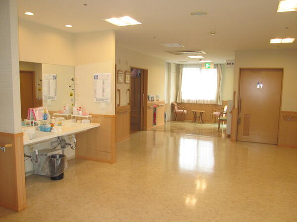 特別養護老人ホーム不二の里（契約職員）の介護職求人メイン写真4